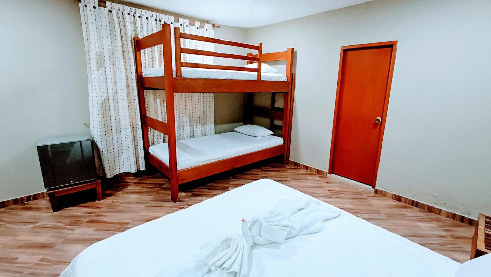 Hotel Isabella Tayrona 洛斯纳兰霍斯 外观 照片