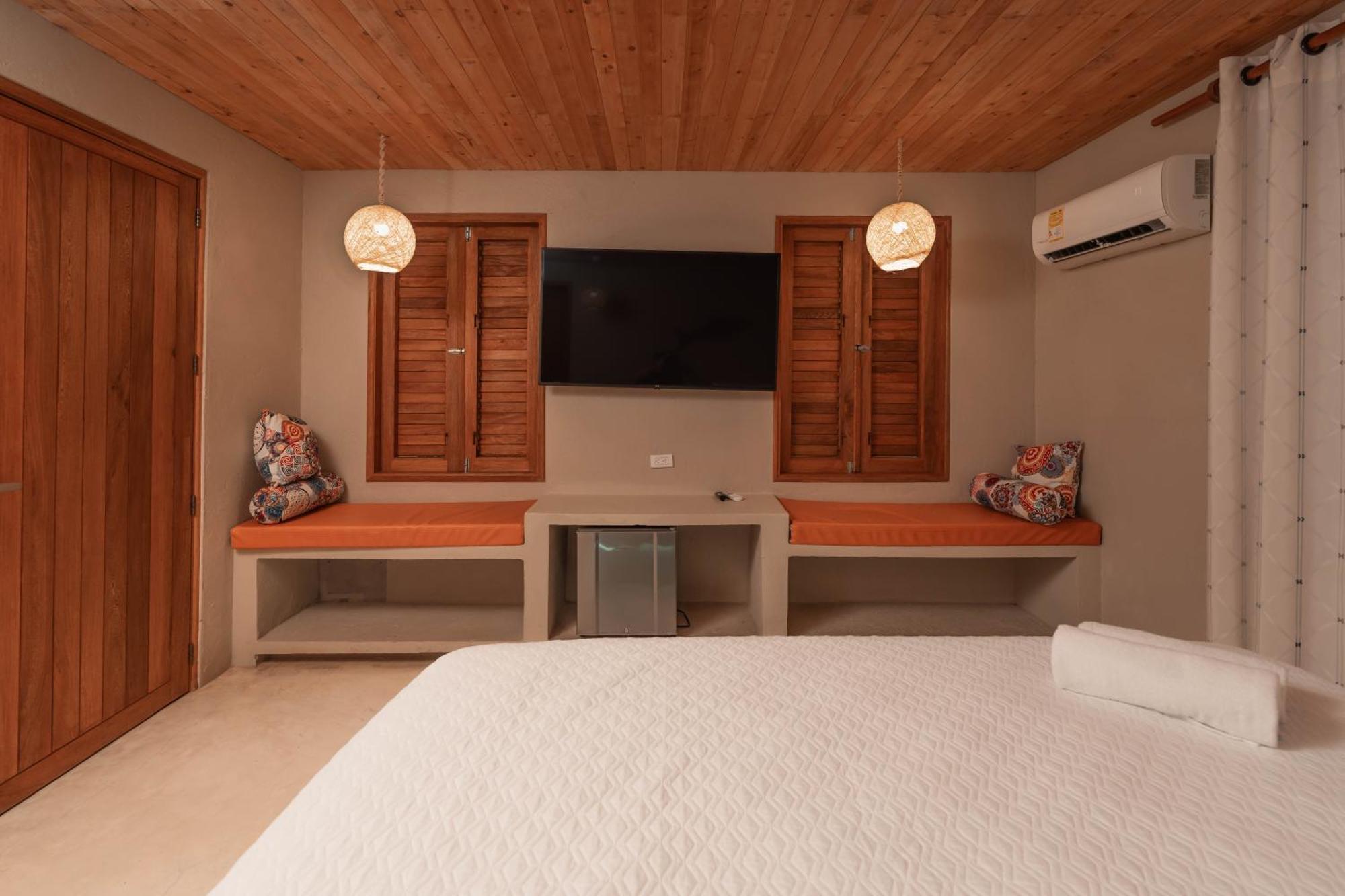 Hotel Isabella Tayrona 洛斯纳兰霍斯 外观 照片