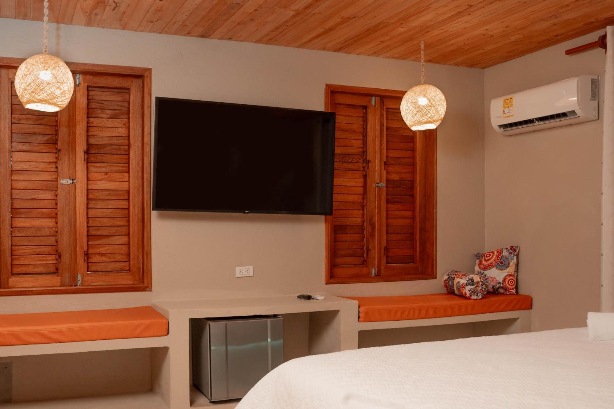 Hotel Isabella Tayrona 洛斯纳兰霍斯 外观 照片